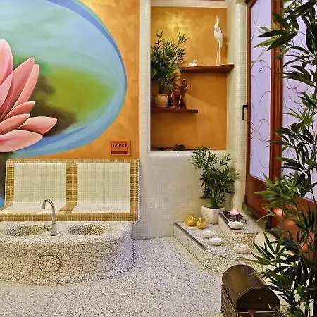 Golden Royal Boutique Hotel&spa Hotel 4*