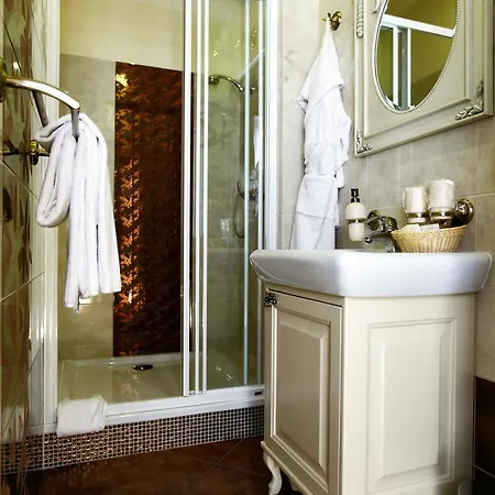 호텔 골든 로열 부티크 호텔&스파 코시체