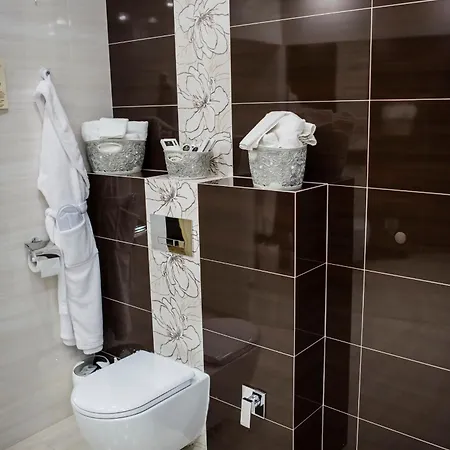 Golden Royal Boutique & Hotel 4*