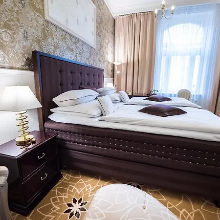 Szálloda Golden Royal Boutique & Kassa