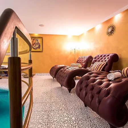 골든 로열 부티크 호텔&스파 4*