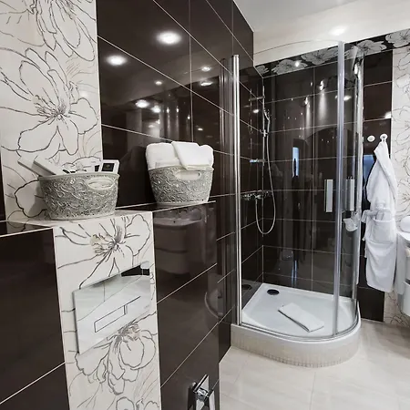 Szálloda Golden Royal Boutique & Kassa