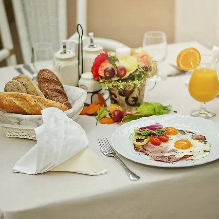 Szálloda Golden Royal Boutique & Kassa