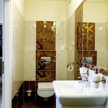 골든 로열 부티크 호텔&스파 호텔