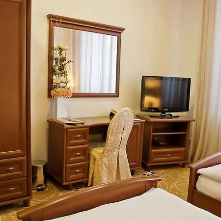 Golden Royal Boutique Hotel&spa 4* Košice