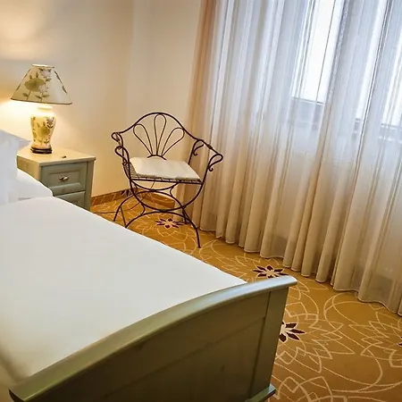 골든 로열 부티크 호텔&스파