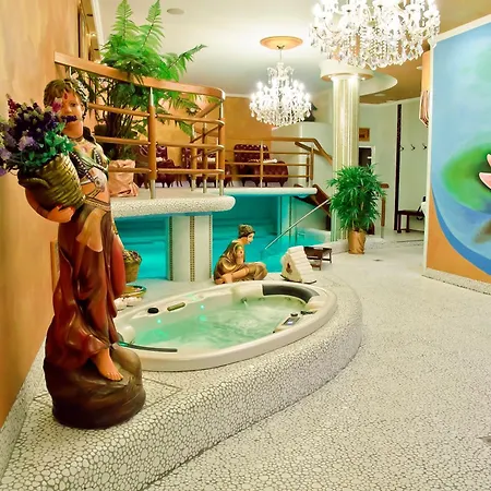 골든 로열 부티크 호텔&스파