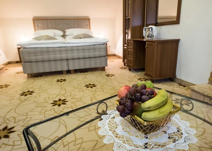 Golden Royal Boutique &