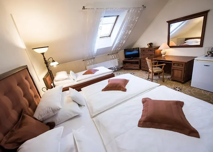 Hotel Golden Royal Boutique & 4*