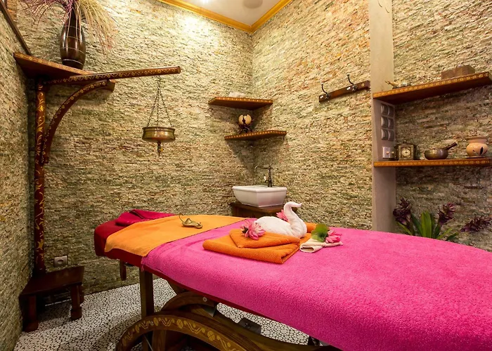 Golden Royal Boutique & Košice