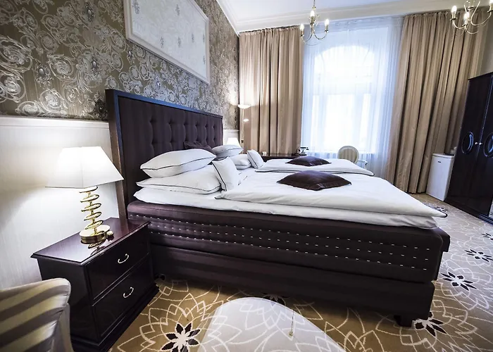 Golden Royal Boutique & 4*