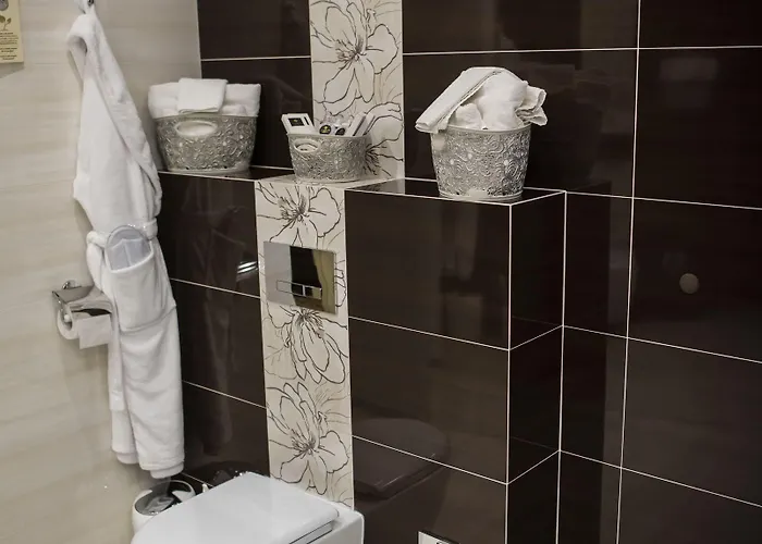 Golden Royal Boutique & Hotel