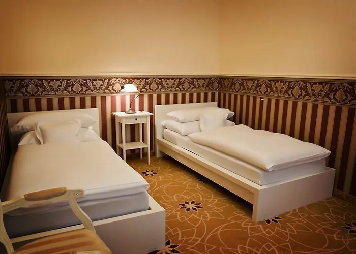 Golden Royal Boutique & 4*